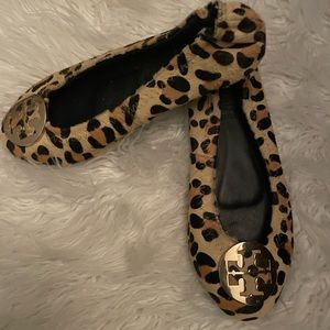 TBurch ballet flats